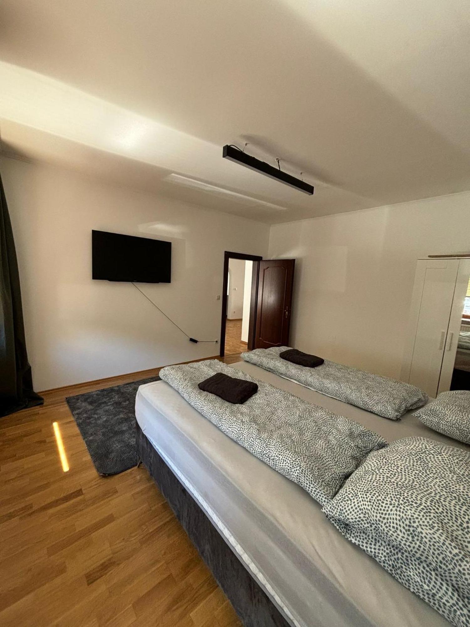 Aveni Apartment